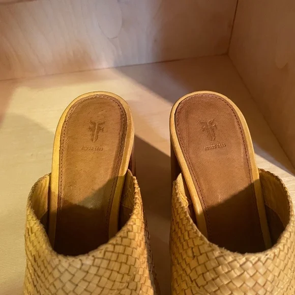 Frye Katie Woven Platform Mule - Size 9 - Picture 7 of 11